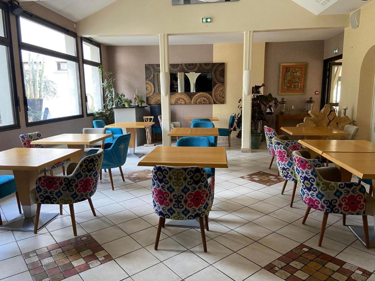 Logis Hotel Restaurant Chez Nous Sainte-Croix  ภายนอก รูปภาพ