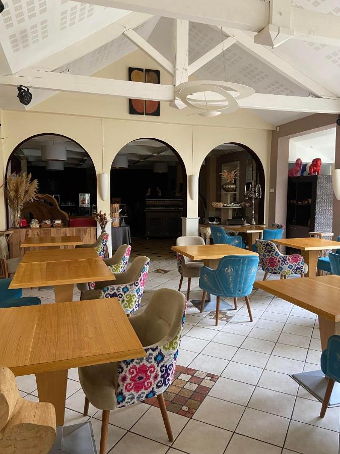 Logis Hotel Restaurant Chez Nous Sainte-Croix  ภายนอก รูปภาพ