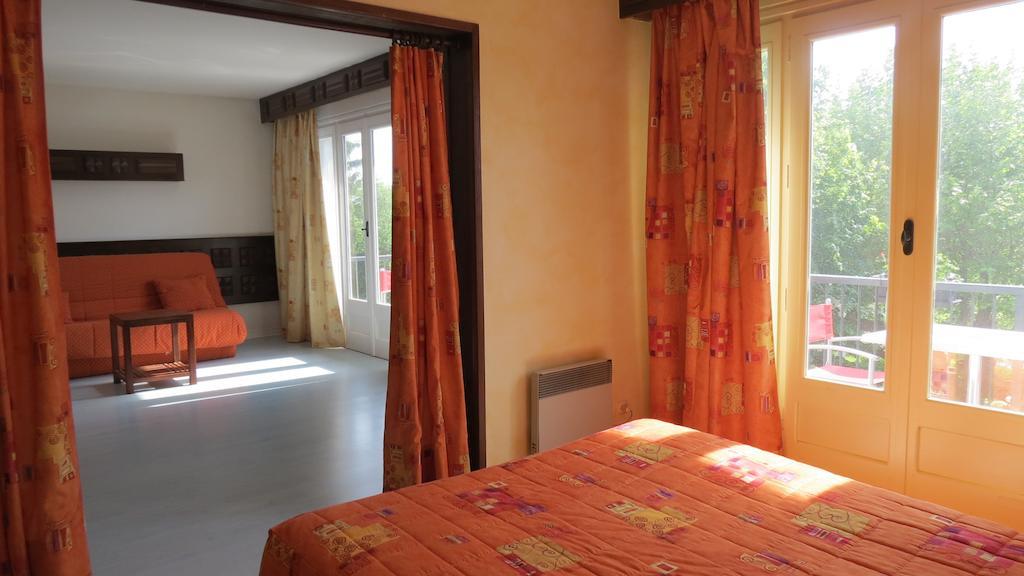 Logis Hotel Restaurant Chez Nous Sainte-Croix  ภายนอก รูปภาพ