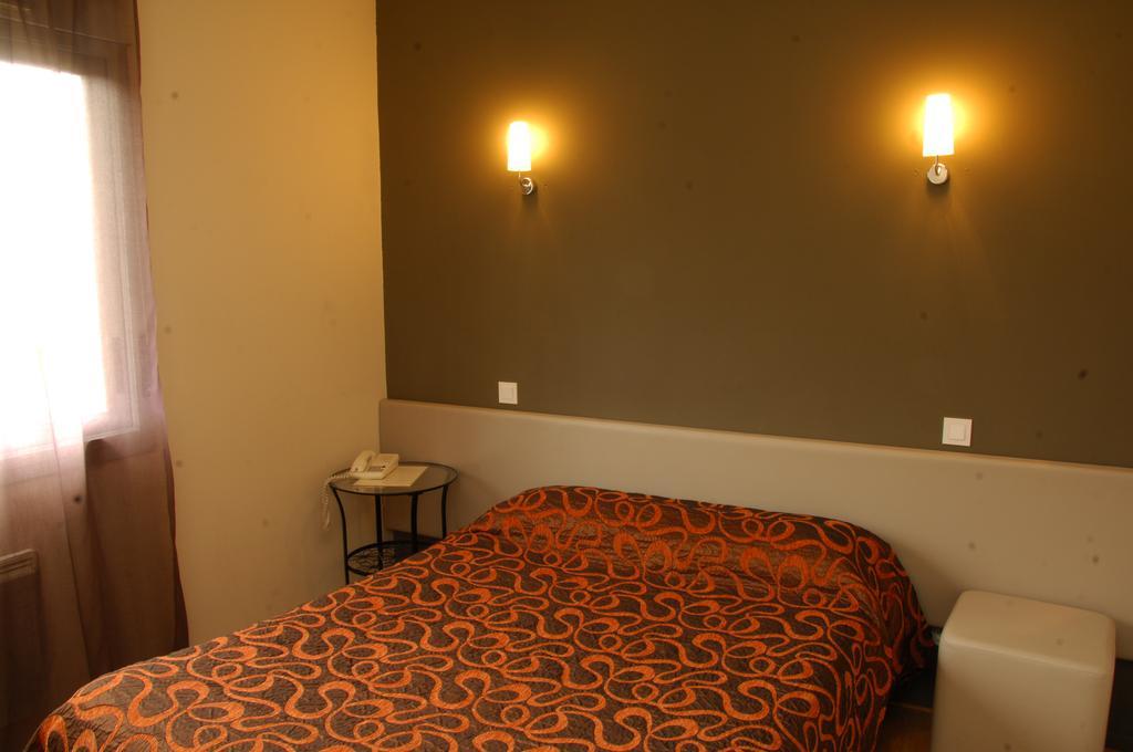 Logis Hotel Restaurant Chez Nous Sainte-Croix  ห้อง รูปภาพ